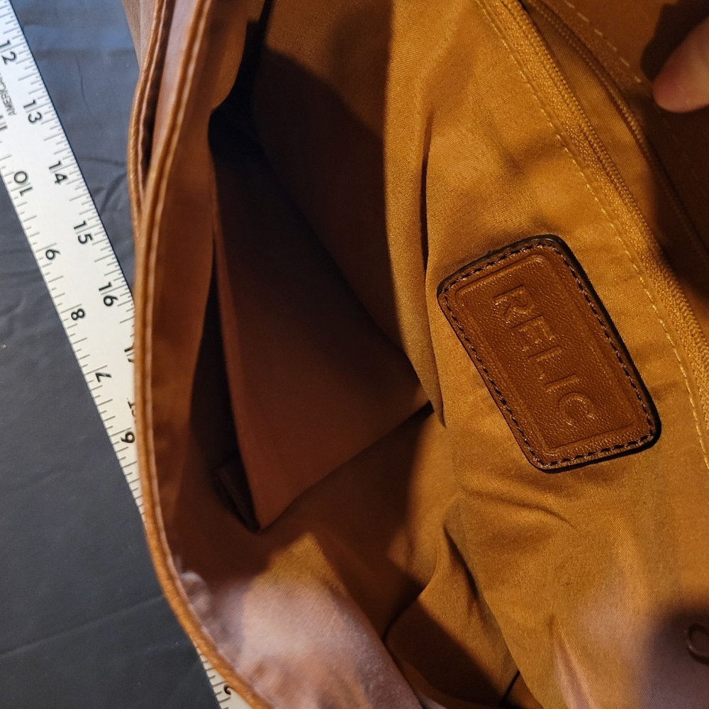 Relic Collection Brown Messenger Type Bag, Like New - Picture 9 of 14